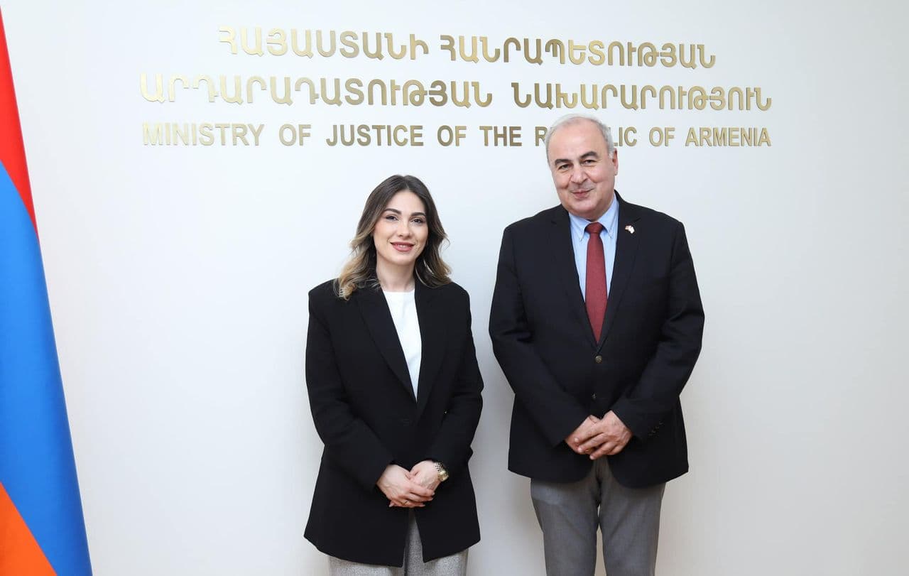 2025 წლის 11 მარტს საგანგებო და სრულუფლებიანი ელჩი გიორგი შარვაშიძე სომხეთის რესპუბლიკის იუსტიციის მინისტრს სრბუჰი გალიანს შეხვდა. შეხვედრაზე მხარეებმა ისაუბრეს ორმხრივი ურთიერთობების დღის წესრიგზე და გამოხატეს მზადყოფნა გააგრძელონ მჭიდრო თანამშრომლობა.