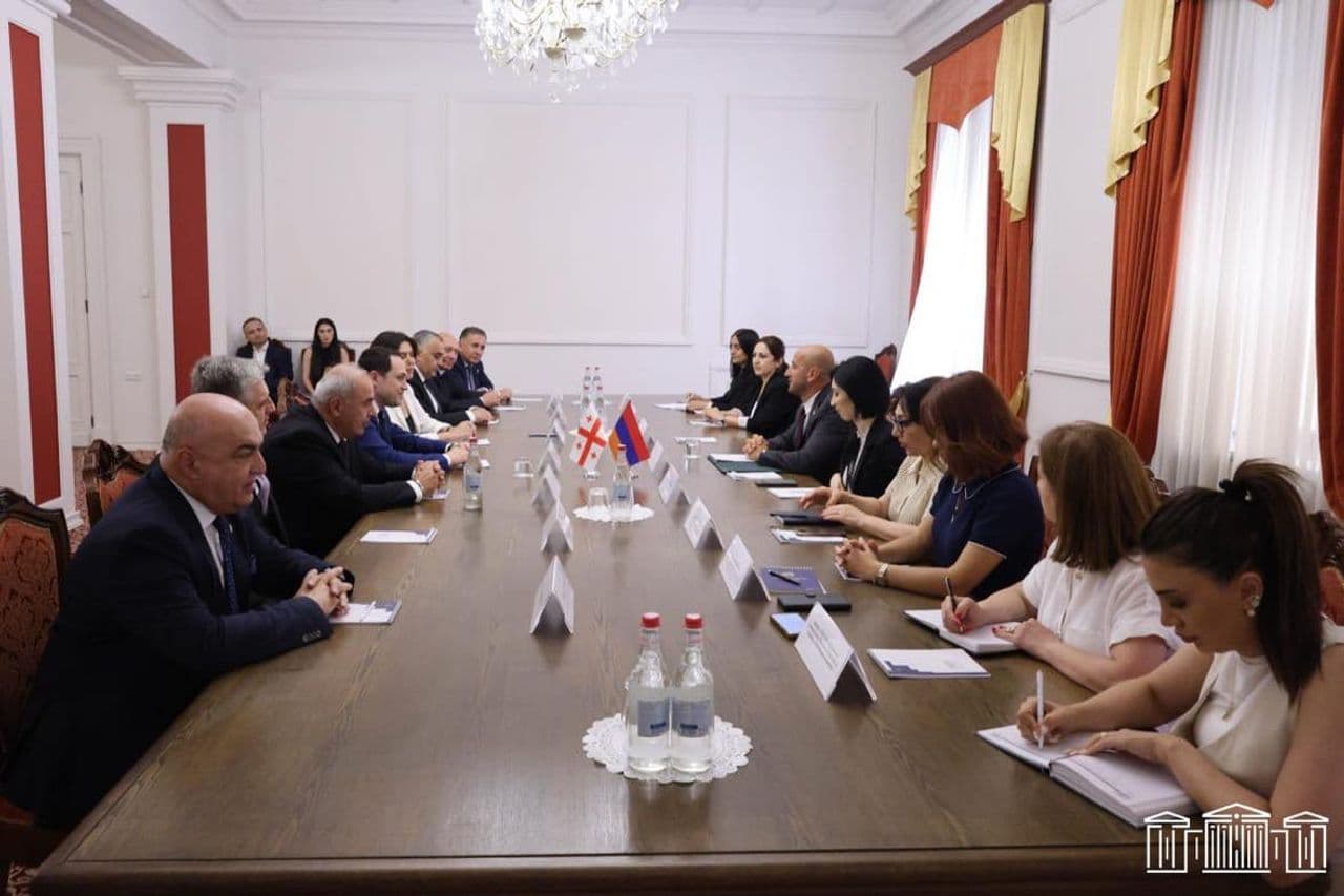 18-20 ივნისს, სომხეთის რეპუბლიკას ოფიციალური ვიზიტით ეწვია საქართველოს პარლამენტის კულტურის კომიტეტის დელეგაცია, კომიტეტის თავმჯდომარის, გიორგი გაბუნიას ხელმძღვანელობით. 